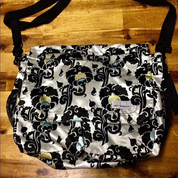 Amy Michelle Diaper Bag w Changing Mat - Picture 1 of 8